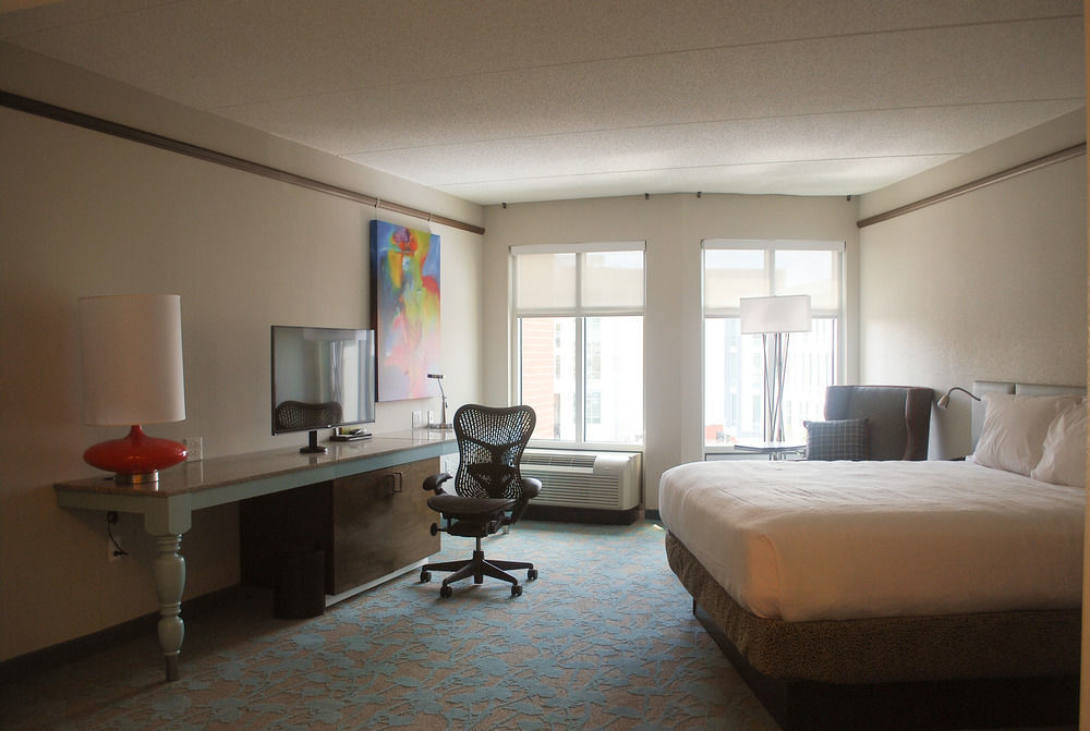 Hilton Garden Downtown 3*